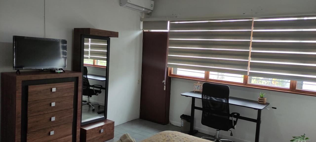 Leveli Coliving Vandrarhem Guadalajara Exteriör bild