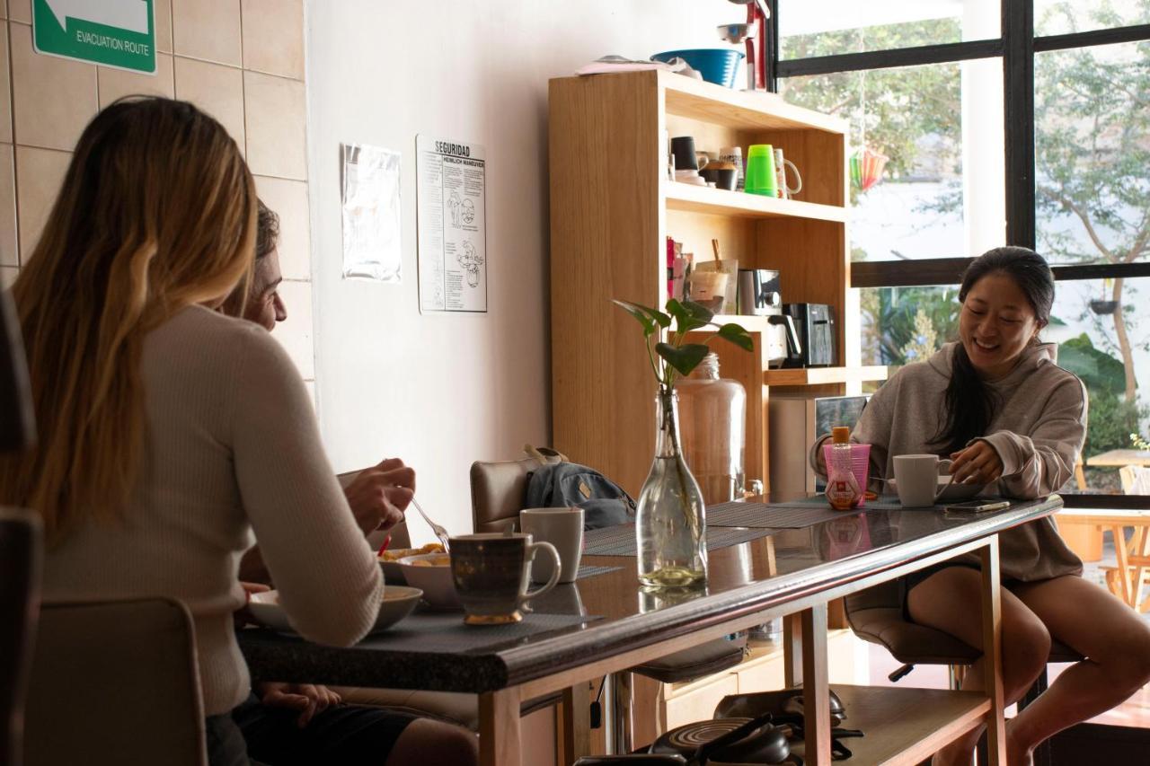 Leveli Coliving Vandrarhem Guadalajara Exteriör bild