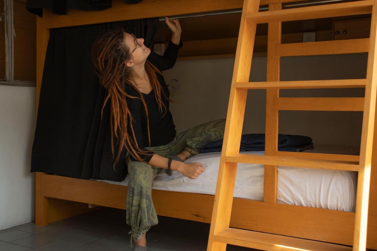 Leveli Coliving Vandrarhem Guadalajara Exteriör bild