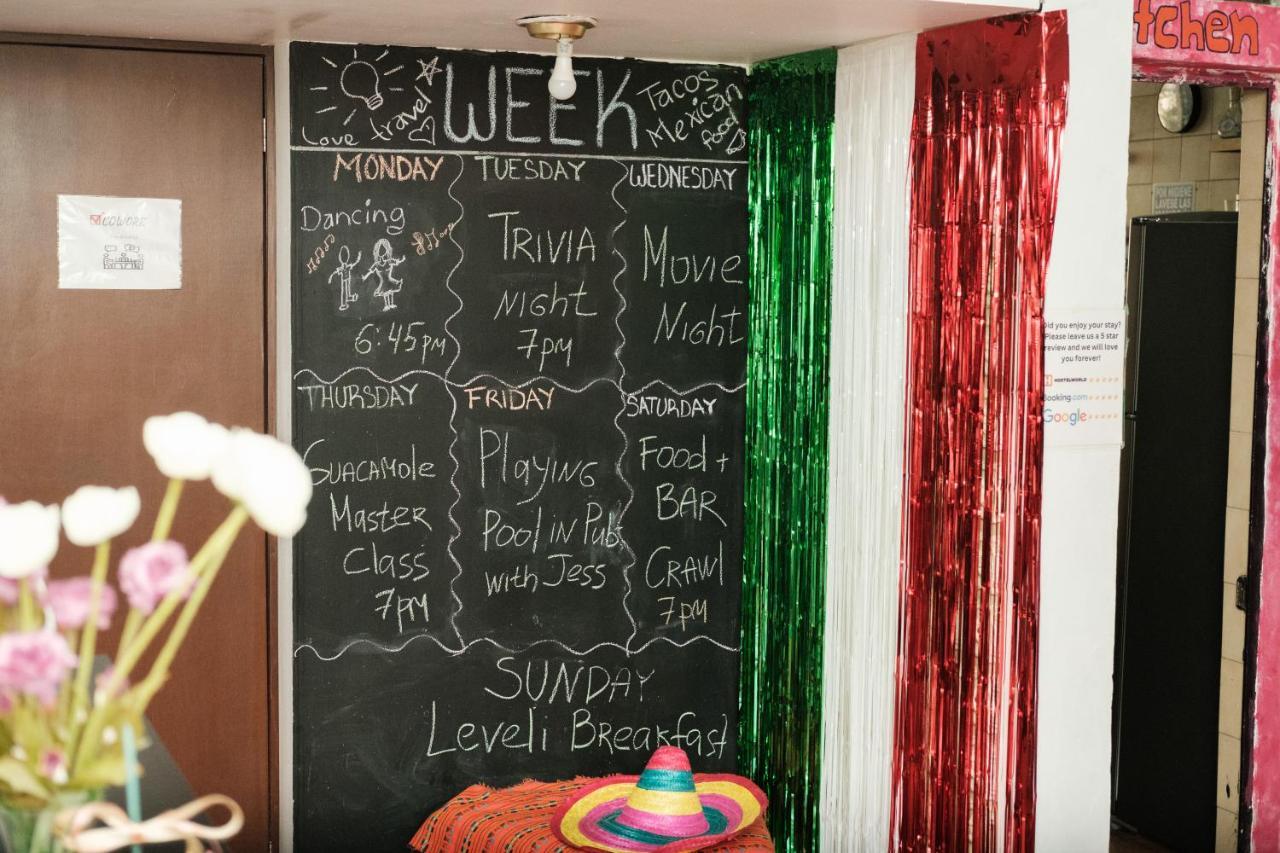 Leveli Coliving Vandrarhem Guadalajara Exteriör bild