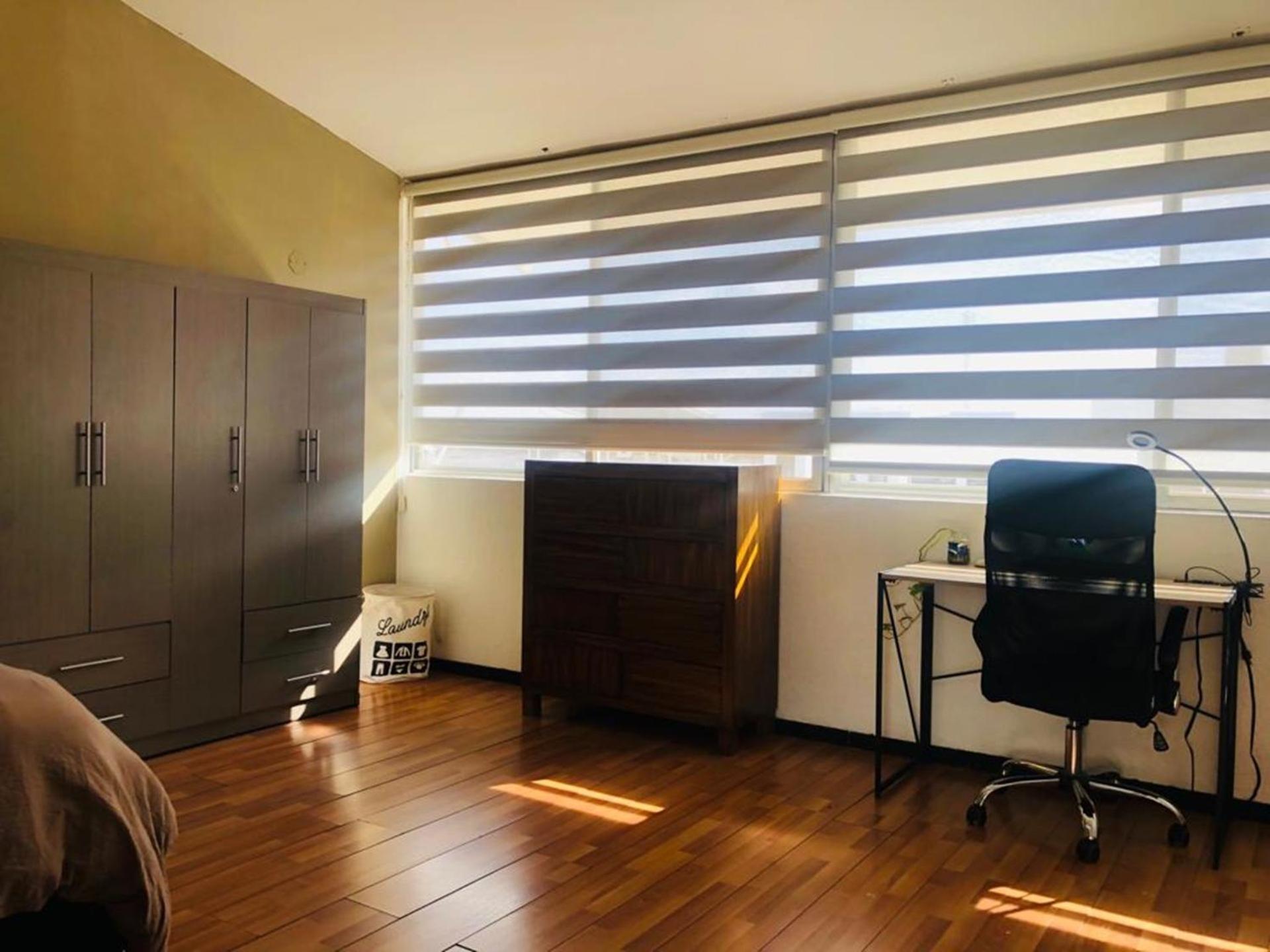 Leveli Coliving Vandrarhem Guadalajara Exteriör bild