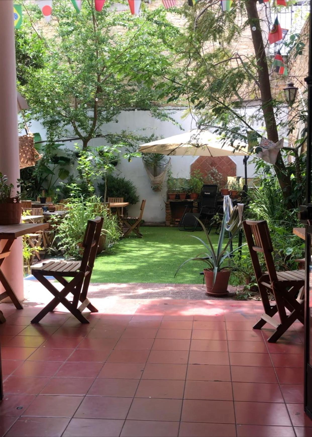 Leveli Coliving Vandrarhem Guadalajara Exteriör bild